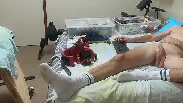 Snapshot of midnight0069 chatting on October 25, 1:40 pm midnight0069 online show from October 25, 1:40 pm