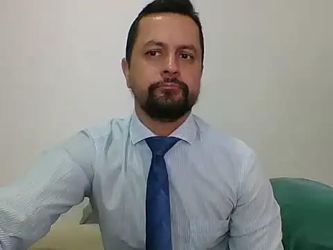 Snapshot of TRIISTAN_KING10 chatting on April 8, 3:12 pm TRIISTAN KING10 online show from April 8, 3:12 pm