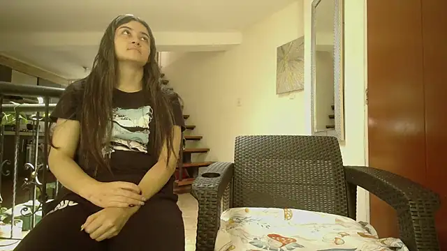 Snapshot of emmaherby chatting on September 22, 4:09 pm emmaherby online show from September 22, 4:09 pm