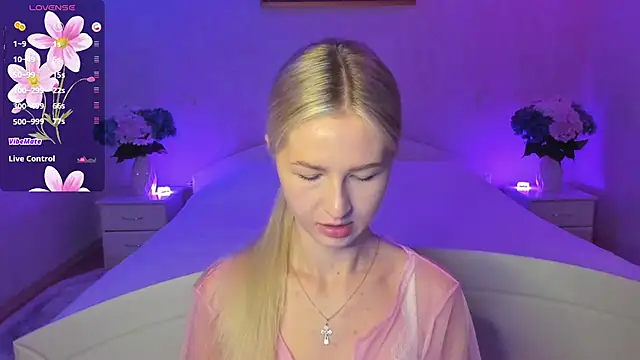 AnnaCarrera online show from October 28, 8:00 pm