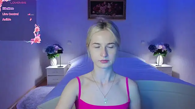 AnnaCarrera online show from May 8, 8:58 pm