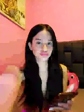 Snapshot of secretgreisy_ chatting on December 18, 10:40 am secretgreisy online show from December 18, 10:40 am