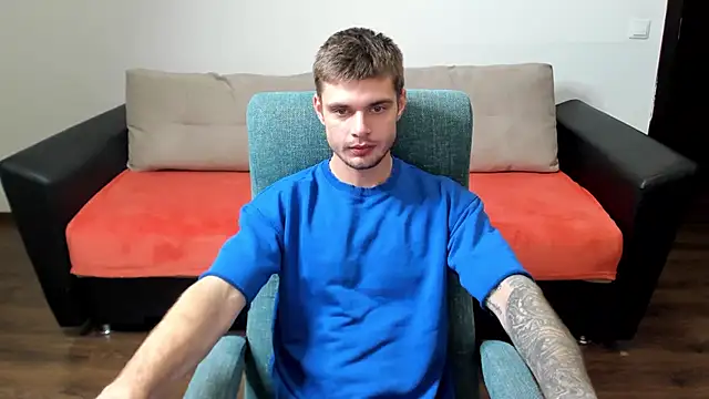 maks wolfis online show from December 2, 2:52 pm