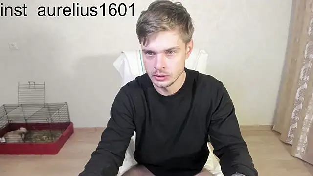 maks wolfis online show from May 30, 11:24 pm