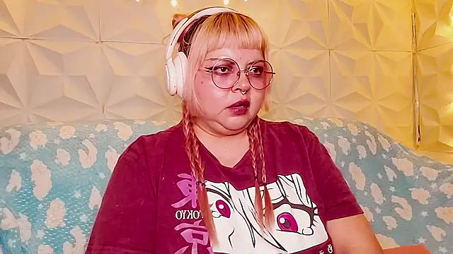 Satyn doll online show from May 15, 11:23 pm