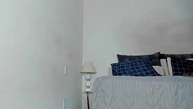 Snapshot of lannasantiago chatting on March 19, 12:15 am lannasantiago online show from March 19, 12:15 am