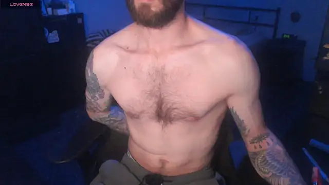 Snapshot of SexxxyLouis chatting on October 20, 9:15 pm SexxxyLouis online show from October 20, 9:15 pm