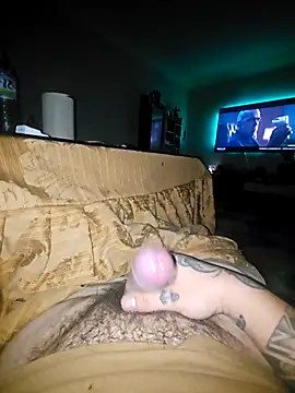 Snapshot of Alex3009 chatting on February 23, 12:52 am Alex3009 online show from February 23, 12:52 am