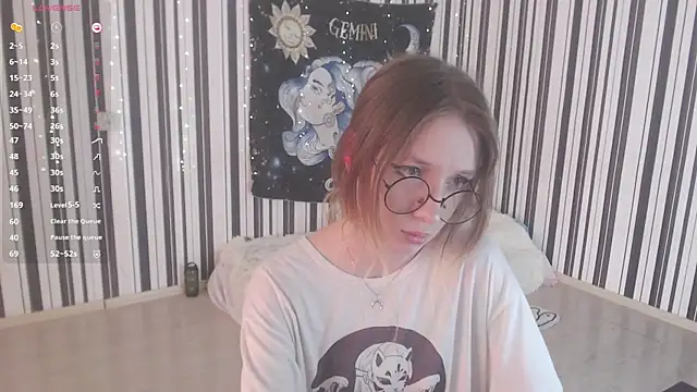  Hanna Moon  online show from September 13, 11:21 am