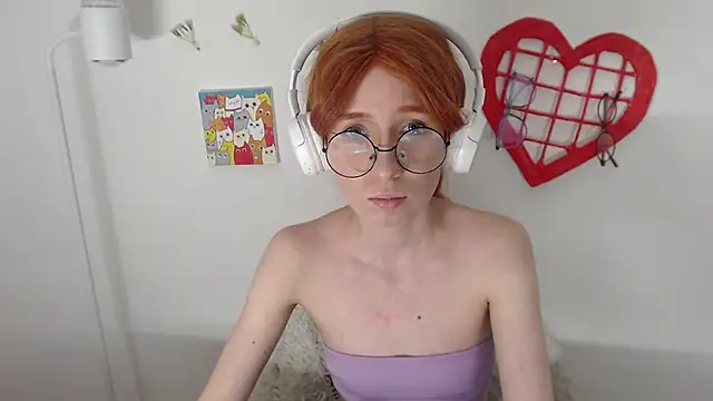 Snapshot of _Hanna_Moon_ chatting on June 4, 2:01 pm Hanna Moon online show from June 4, 2:01 pm