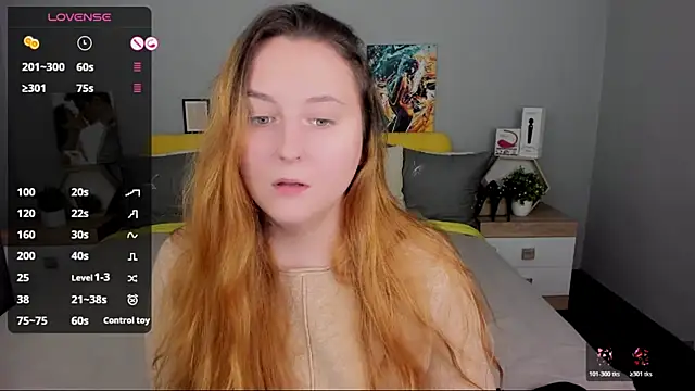 Snapshot of BabeLessi chatting on February 15, 4:36 pm BabeLessi online show from February 15, 4:36 pm