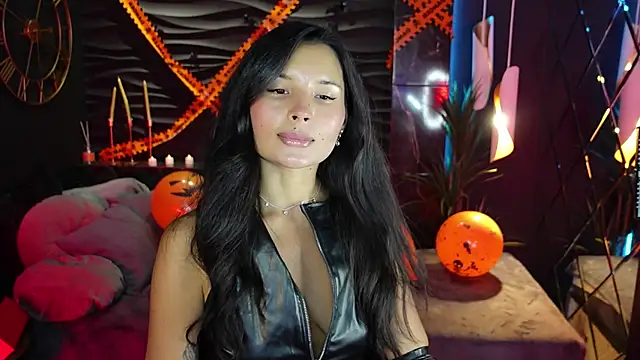 Snapshot of ErikaSoft chatting on October 29, 1:35 pm ErikaSoft online show from October 29, 1:35 pm