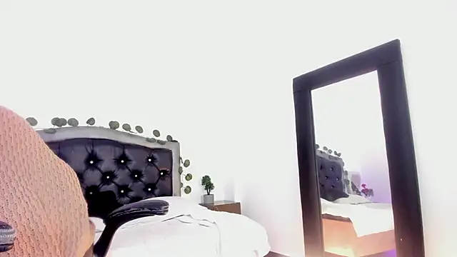 Ellie Alves online show from March 20, 6:42 pm