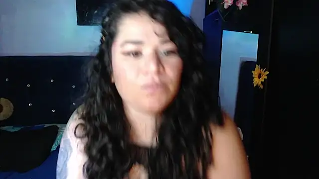 ANGELIQUE KLANE online show from April 26, 3:48 am