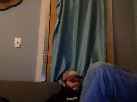 Snapshot of Bwc4u2Ride chatting on October 24, 8:22 am Bwc4u2Ride online show from October 24, 8:22 am