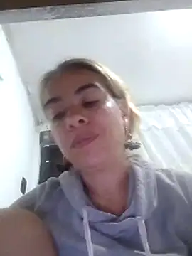 mari657 online show from April 8, 2:44 am