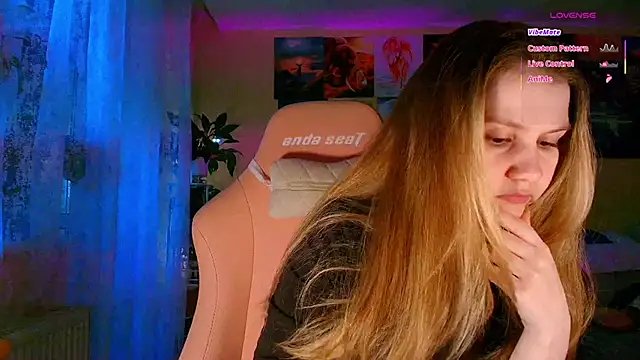 GoodWitch  online show from February 19, 7:15 am