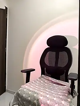 Snapshot of MumbaiMaskGirl chatting on September 29, 11:26 am MumbaiMaskGirl online show from September 29, 11:26 am