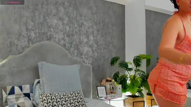 LisaCroft online show from February 27, 7:41 am