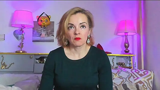 KateConner online show from March 22, 2:47 pm