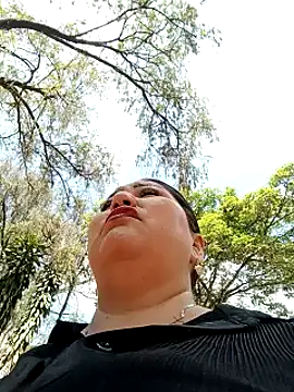 Brenda Berck  online show from January 28, 4:30 pm