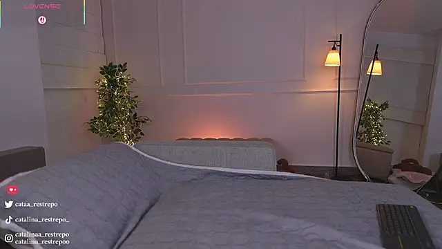 Snapshot of CATALINA_RESTREPO chatting on February 13, 1:34 am CATALINA RESTREPO online show from February 13, 1:34 am