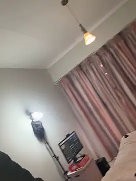 Bootyliciouse21X online show from May 20, 6:52 am