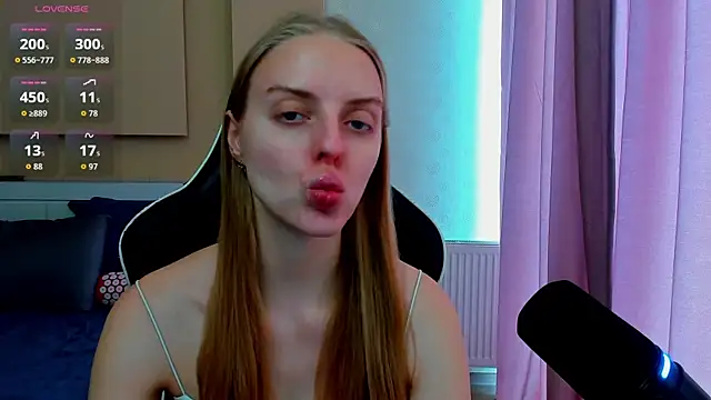 Snapshot of Jam_cream chatting on November 13, 8:13 am Jam cream online show from November 13, 8:13 am