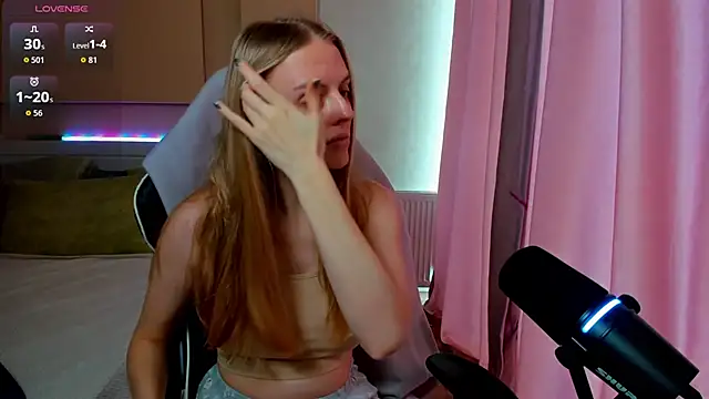 Snapshot of Jam_cream chatting on January 16, 8:18 am Jam cream online show from January 16, 8:18 am