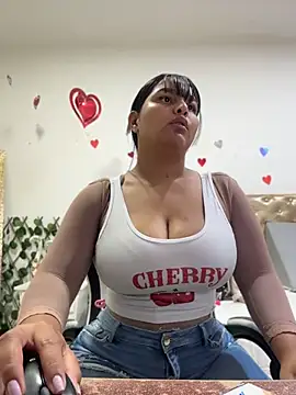 Fancyxlove online show from July 11, 12:30 pm