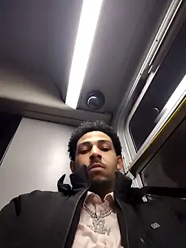 bigdickjojo69 online show from February 18, 2:51 am