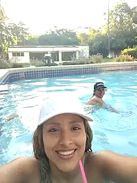 Snapshot of JhordanAndDanna chatting on October 6, 9:56 pm JhordanAndDanna online show from October 6, 9:56 pm