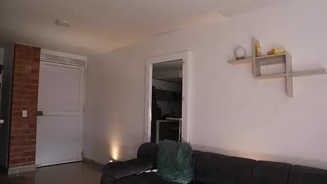  Vahos  online show from October 12, 5:12 pm