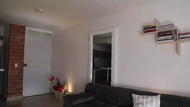  Vahos  online show from November 9, 5:00 pm