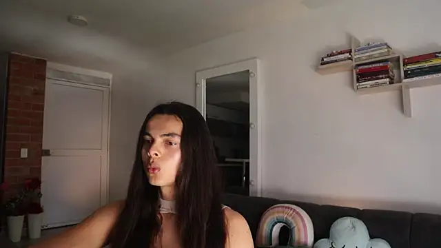  Vahos  online show from March 12, 5:30 pm