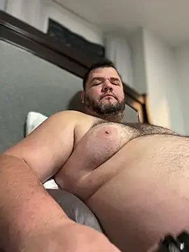 Snapshot of Gabihotxxx1 chatting on December 18, 2:17 pm Gabihotxxx1 online show from December 18, 2:17 pm