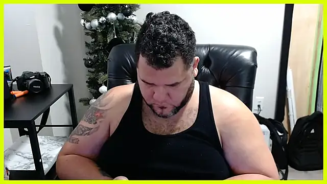 Snapshot of Gabihotxxx1 chatting on January 3, 2:40 pm Gabihotxxx1 online show from January 3, 2:40 pm