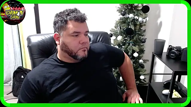 Snapshot of Gabihotxxx1 chatting on January 6, 12:37 am Gabihotxxx1 online show from January 6, 12:37 am