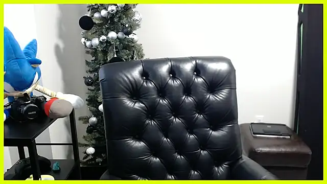 Snapshot of Gabihotxxx1 chatting on January 8, 2:35 pm Gabihotxxx1 online show from January 8, 2:35 pm