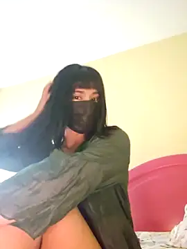 Snapshot of Latin_summer chatting on February 18, 4:52 am Latin summer online show from February 18, 4:52 am