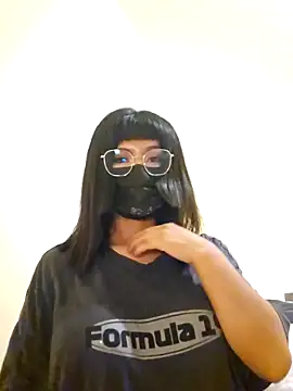 Snapshot of Latin_summer chatting on March 23, 4:27 am Latin summer online show from March 23, 4:27 am