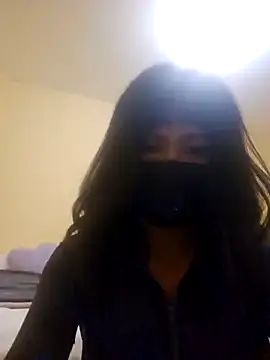 Snapshot of Latin_summer chatting on March 23, 8:46 pm Latin summer online show from March 23, 8:46 pm