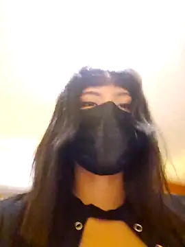 Snapshot of Latin_summer chatting on March 31, 3:19 am Latin summer online show from March 31, 3:19 am