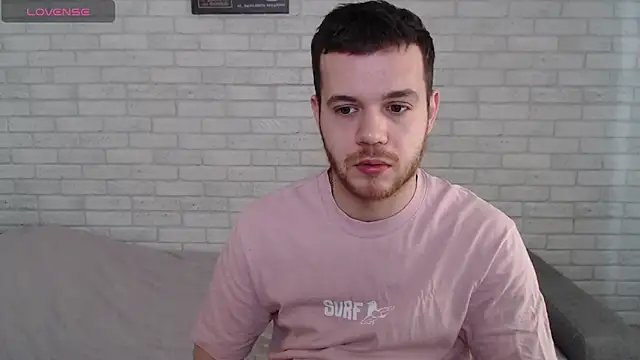 Snapshot of Alexxx_horny chatting on March 22, 7:34 am Alexxx horny online show from March 22, 7:34 am