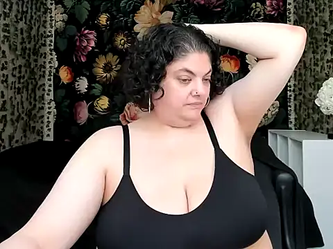 Snapshot of Exotic-Melons chatting on May 8, 8:03 pm Exotic-Melons online show from May 8, 8:03 pm