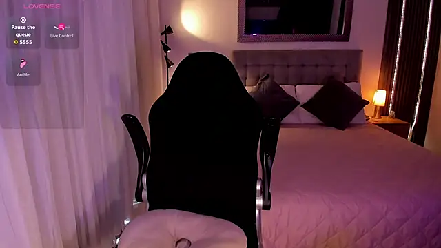 Snapshot of AmyWood chatting on September 30, 4:01 pm AmyWood online show from September 30, 4:01 pm