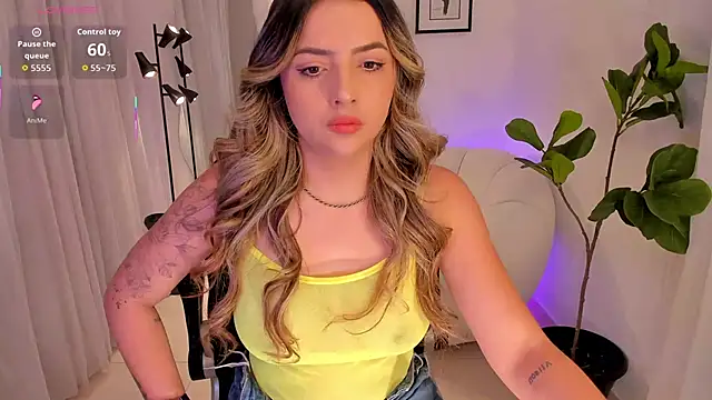 AmyWood online show from November 26, 1:56 pm