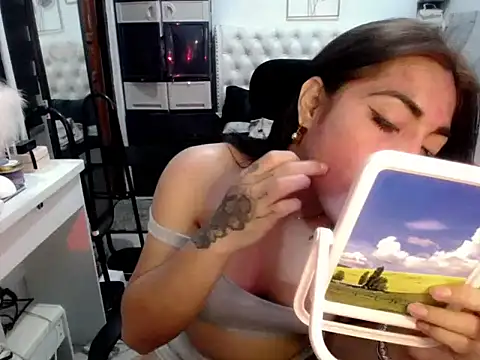 kristinestar online show from April 3, 11:47 pm