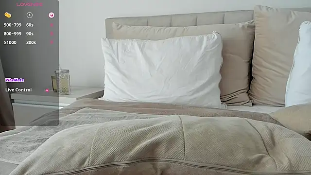 VickyStonee online show from November 20, 10:37 am