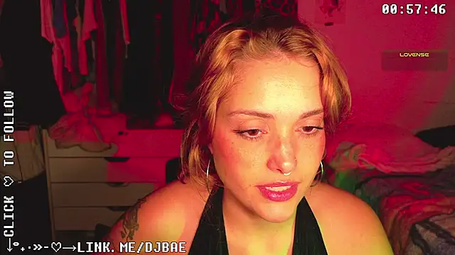 Snapshot of mskuddo chatting on March 13, 11:22 pm mskuddo online show from March 13, 11:22 pm